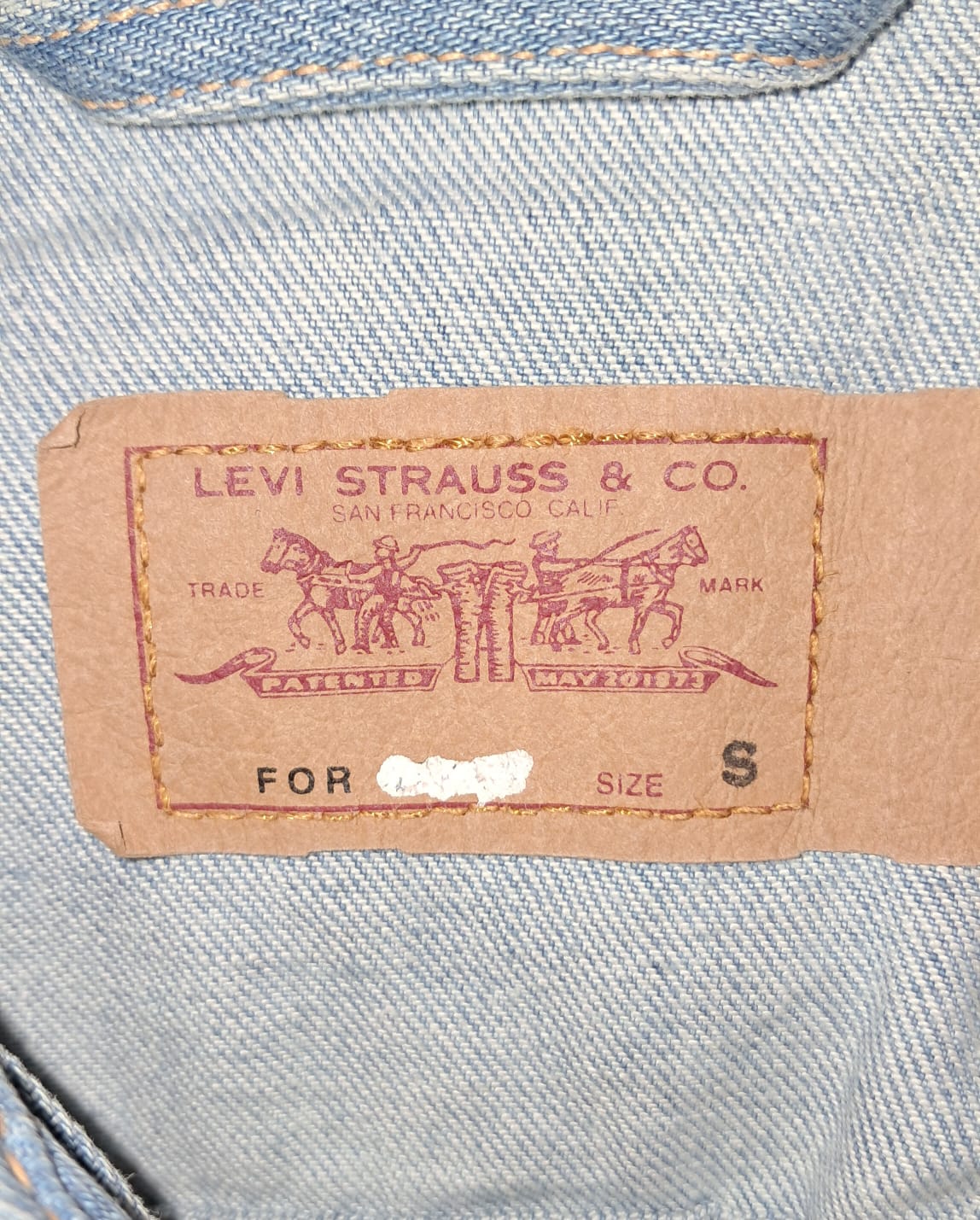Levis Denim Jacket - Vintage