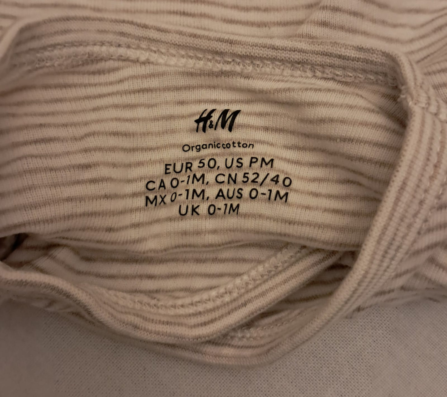 H&M Baby Grow - Striped Newborn