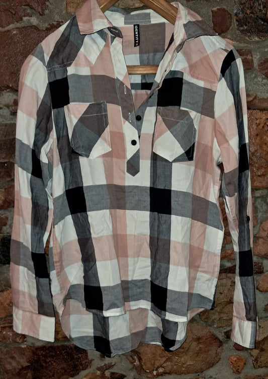 Identity Checkered Long Sleeve Top