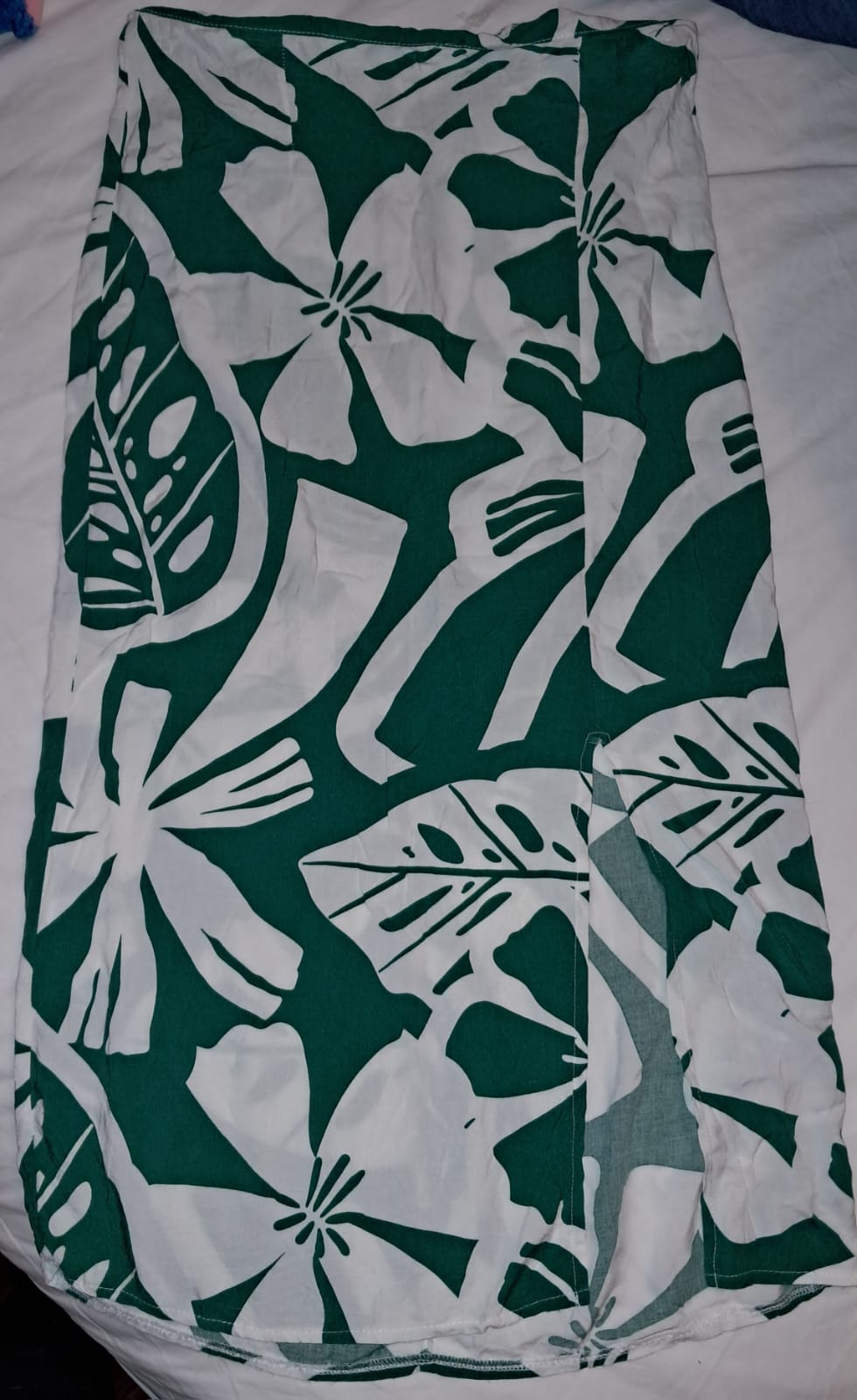 Oak Ridge Leaf Design Long Skirt