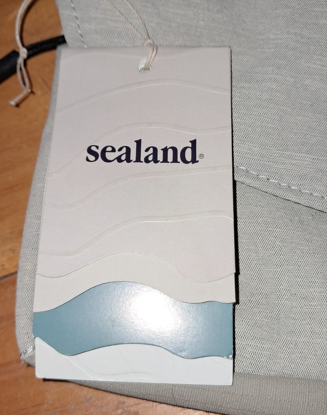Sealand Messenger Crossbody Bag