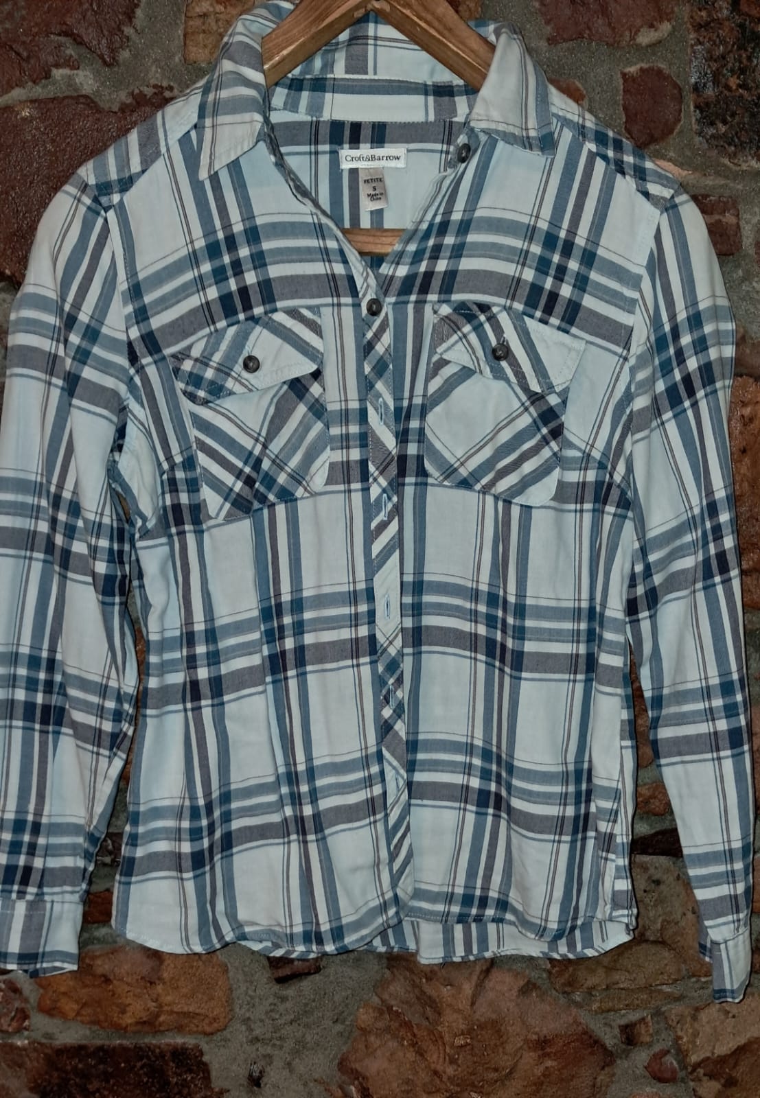 Croft and Barrow Button Up Shirt