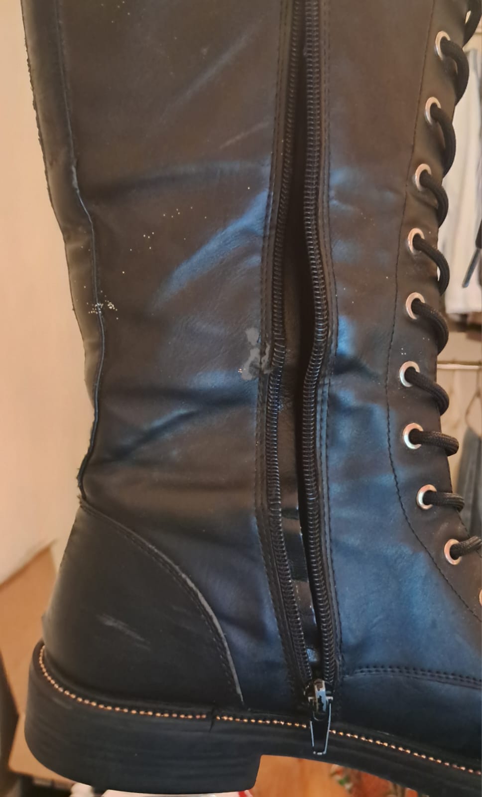 Claudia Ghizzani High Lace Boots with side zip