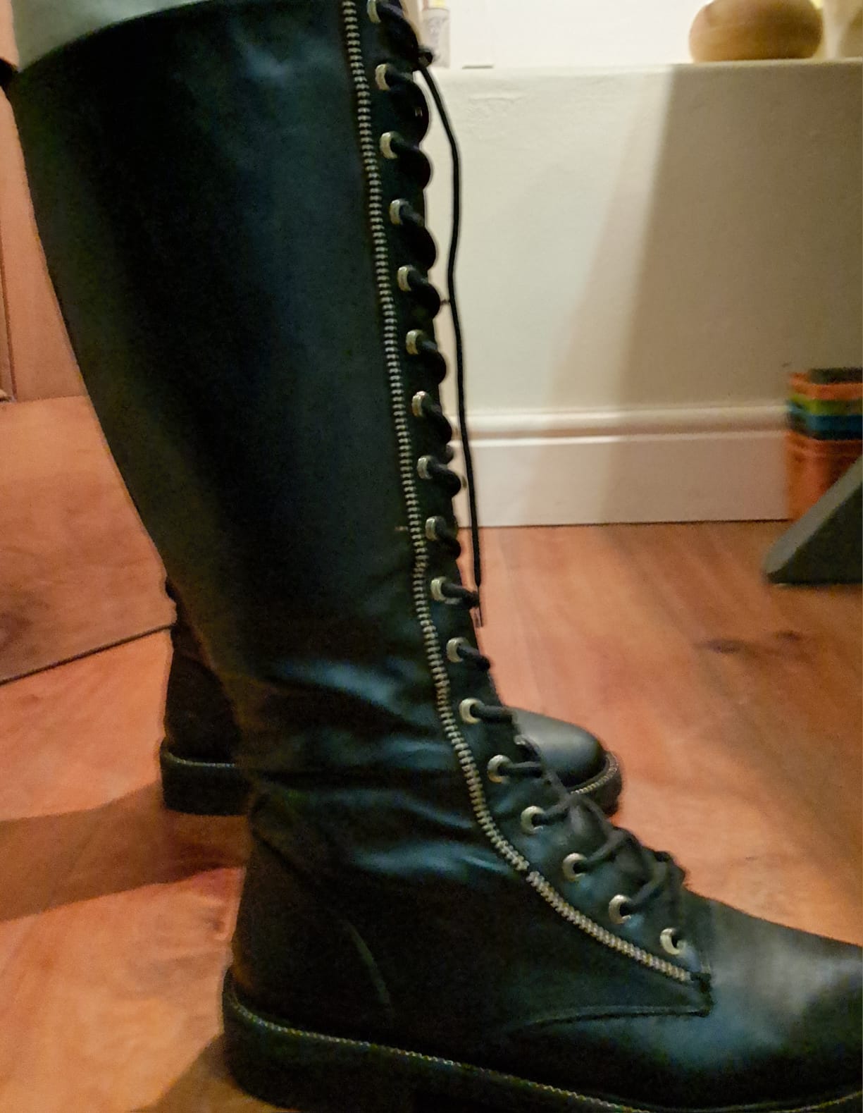 Claudia Ghizzani High Lace Boots with side zip