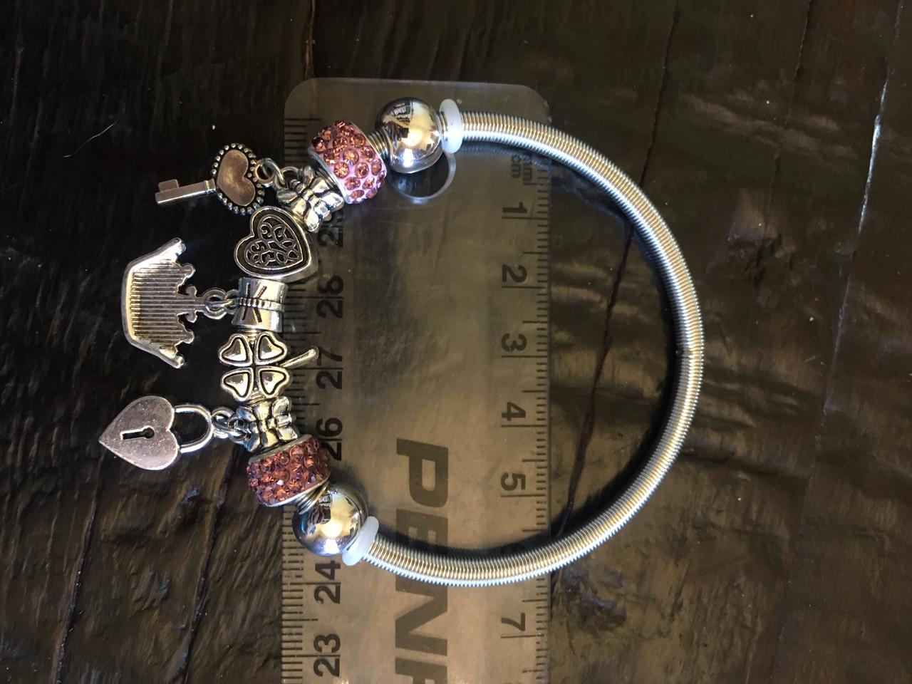 Pink Crown Stretch Bracelet