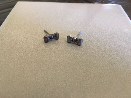 Bowtie Earrings