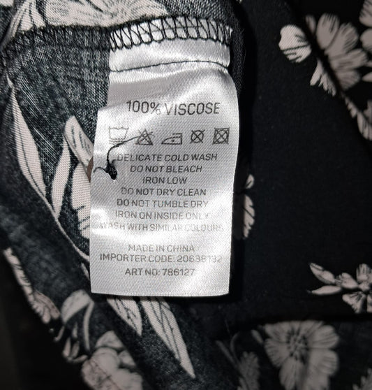 Real: Woman Floral Bouse