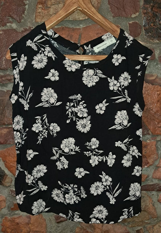Real Woman Floral Bouse