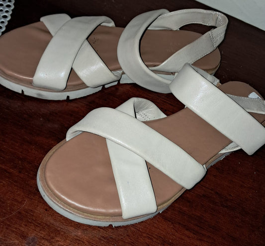 FOM Strap Sandals