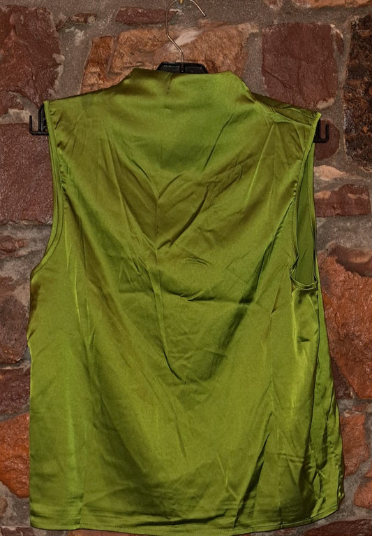 Shein Low V Neck Sleeveless Blouse
