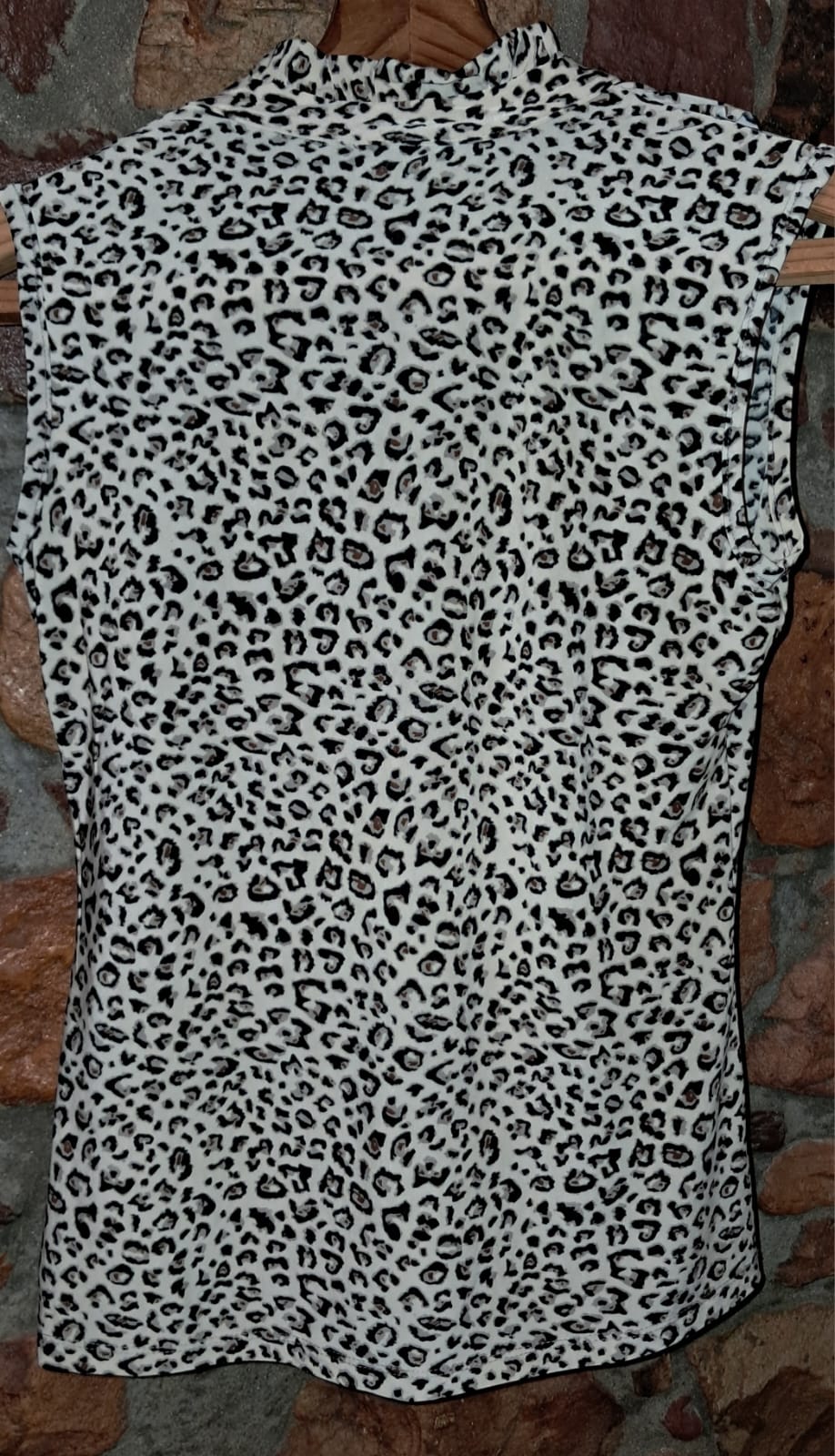 Kelso Leopard Print Sleeveless Blouse