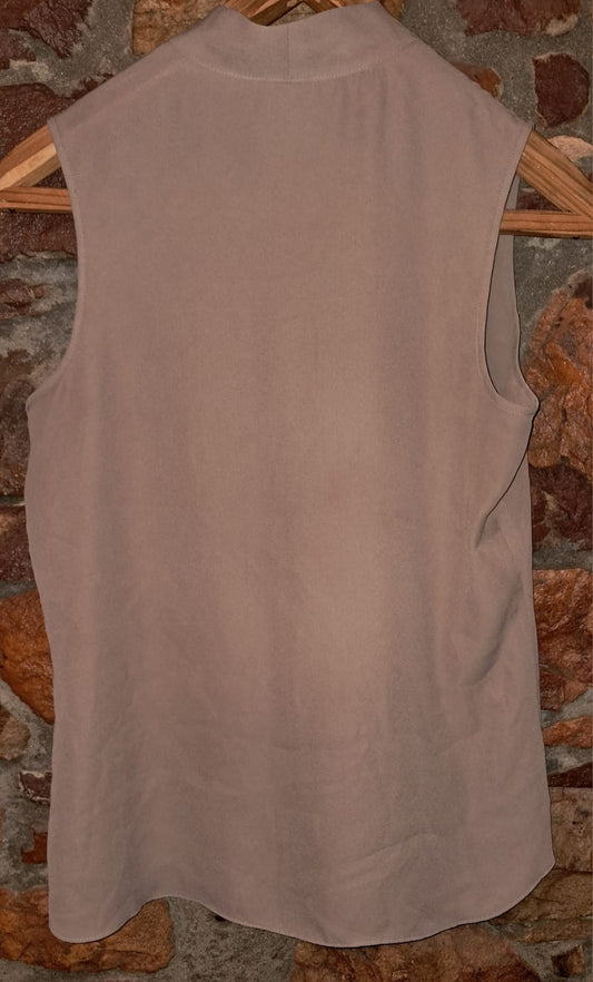 Massumi Sleeveless Blouse